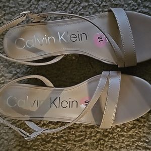 Shoe. Calvin Klein, size 10M